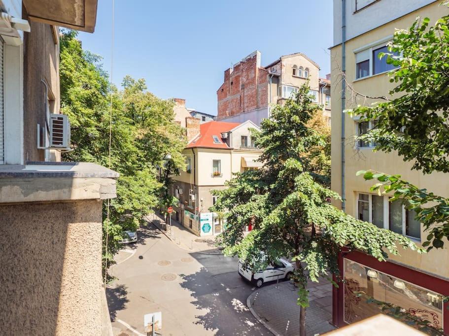 Cozy 1 Bdrm, Top Center, Solunska Near Vitoshka Street Sofia Exterior photo